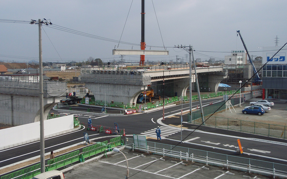 （主）加古川小野線東播磨南北道路水足中部 橋梁下部及び道路改良工事